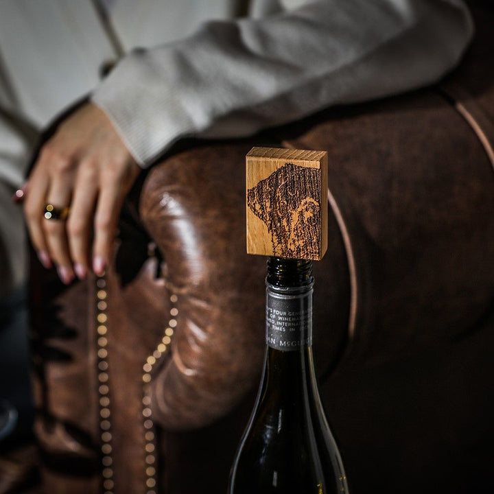Selbrae House Labrador Oak bottle stopper with engraved Labrador design, made by Cornucopia Home and Gift.
