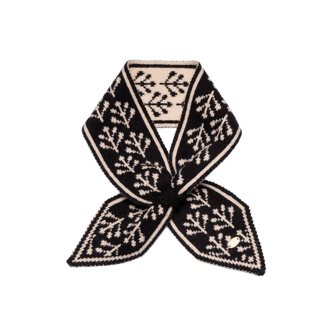 Black Mistletoe Pull-Through Scarf