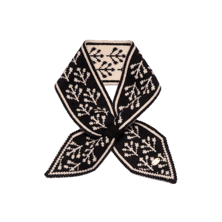 Black Mistletoe Pull-Through Scarf