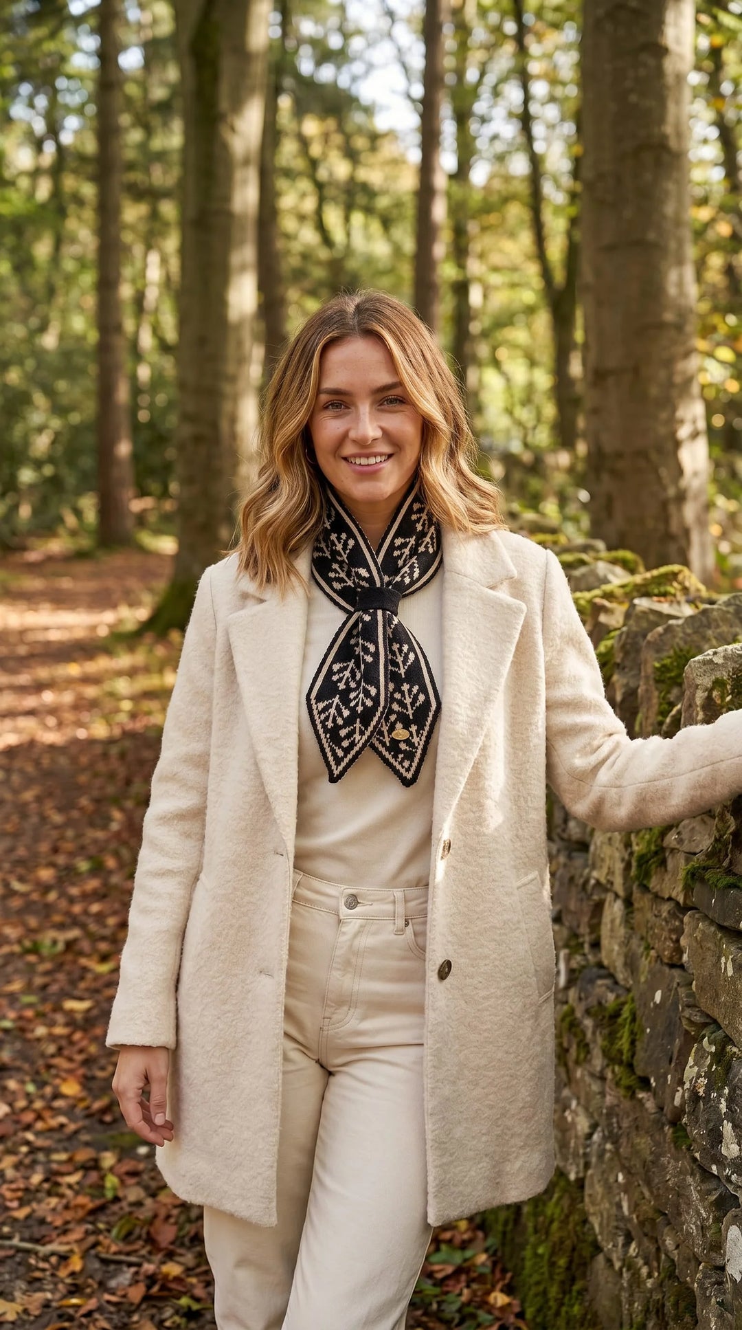 Black Mistletoe Pull-Through Scarf