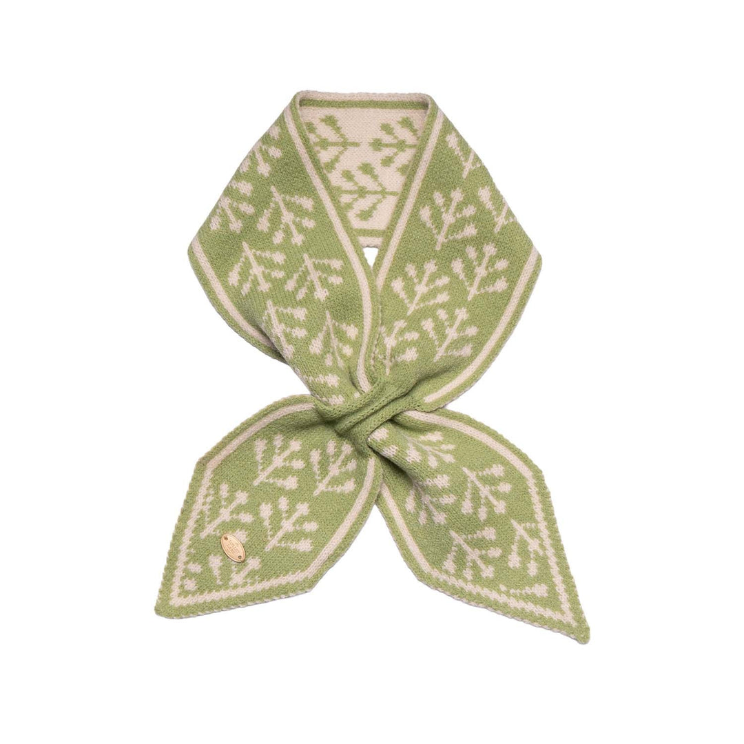 Green Mistletoe Pull-Through Scarf