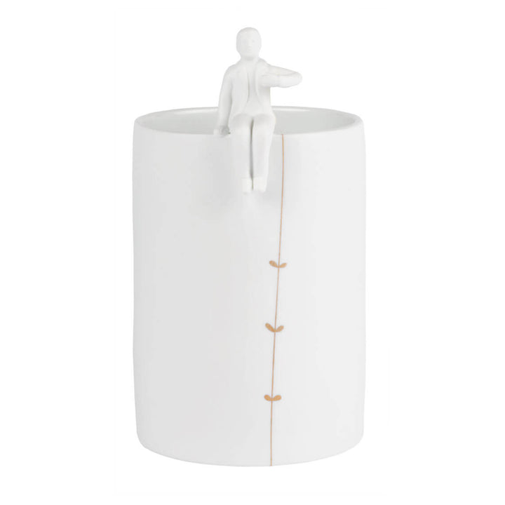 Cornucopia Home and Gift Radër Vase Gardener with a sleek, modern design, perfect for holding flowers and decorative arrangements.