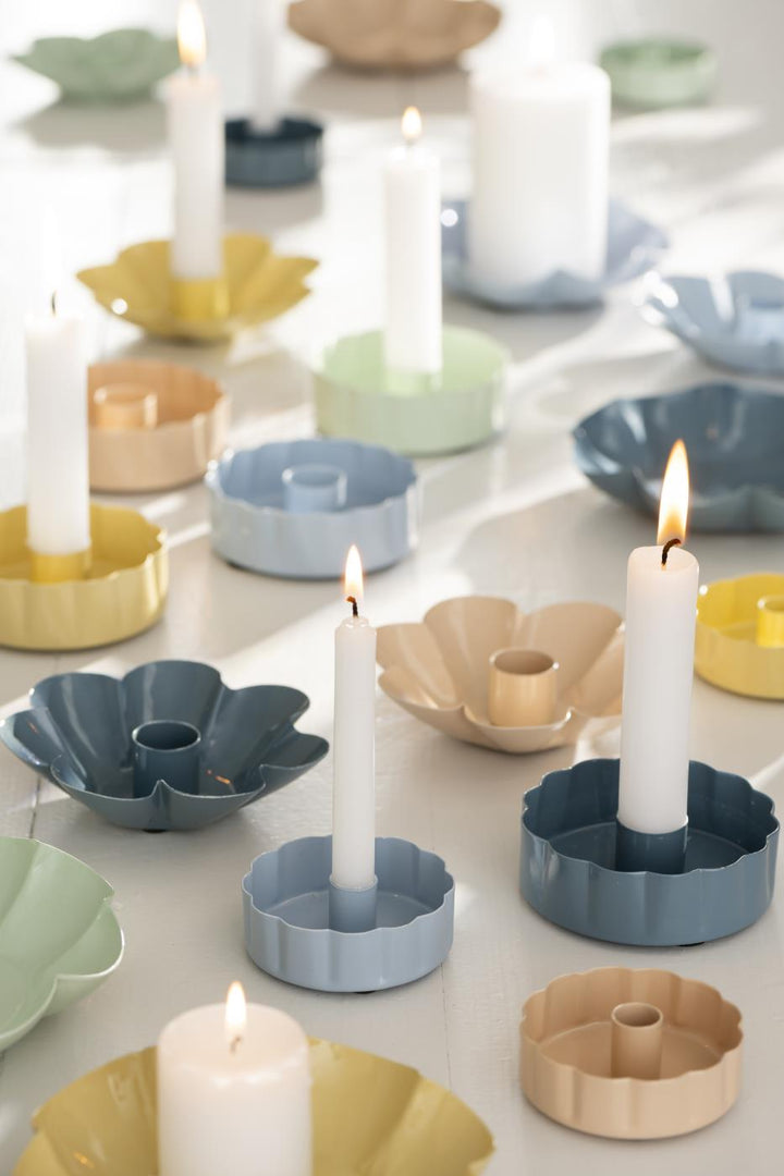 Blue flower candle holder from IB Laursen Summer collection, featuring a decorative ceramic design with floral motifs.