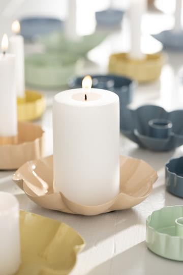 Coral Sands Flower Shaped Candle Holder