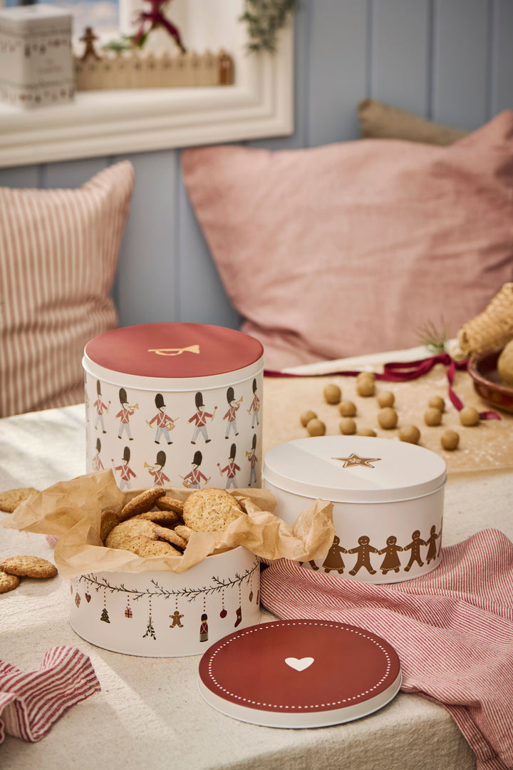 IB Laursen Christmas round cake tin with guards, designed for baking and storing festive cakes, by Cornucopia Home and Gift.