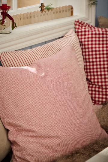 Red striped IB Laursen Christmas cushion with festive pattern, perfect for holiday decor.