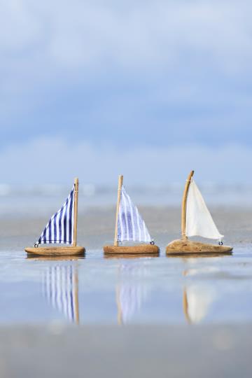 IB Laursen Nautico Miniature Ship with single sail, decorative summer nautical decor by Cornucopia Home and Gift