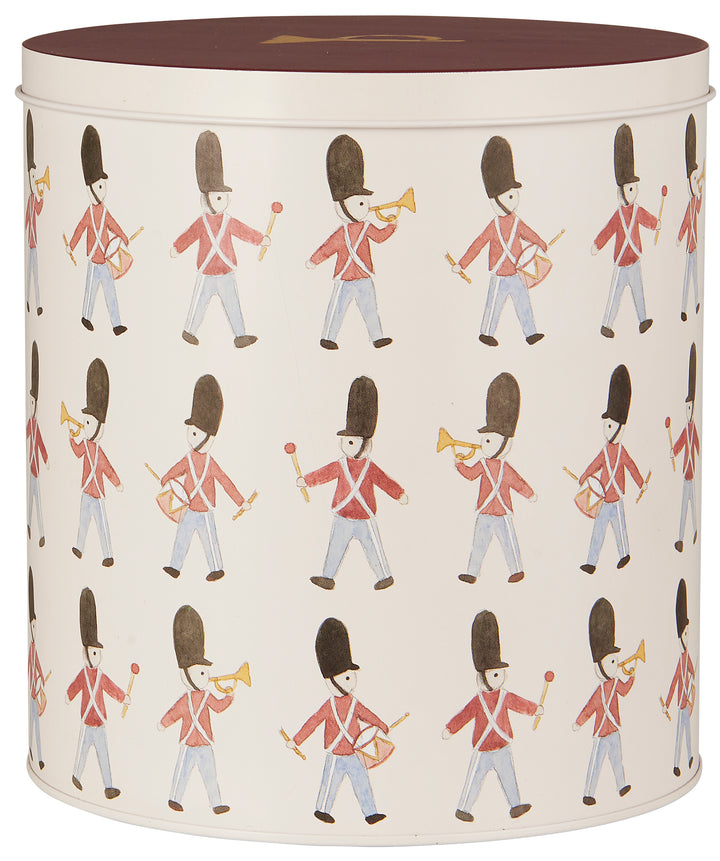 IB Laursen Christmas round cake tin with guards, featuring festive design, ideal for baking and storing cakes during holidays.