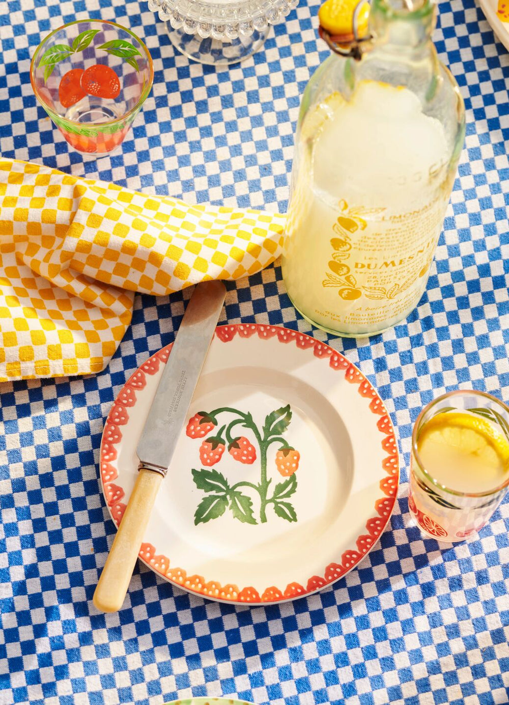 Emma Bridgewater Raspberries 6½" ceramic side plate with raspberry pattern, showcasing colorful fruit design on white background