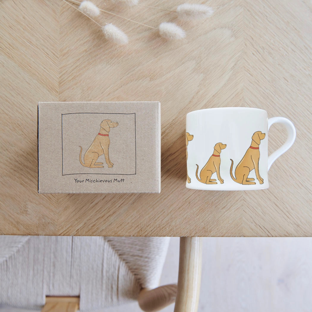 Sweet William Vizsla dog mug featuring a detailed illustration of a Vizsla breed, perfect for dog lovers and pet enthusiasts.