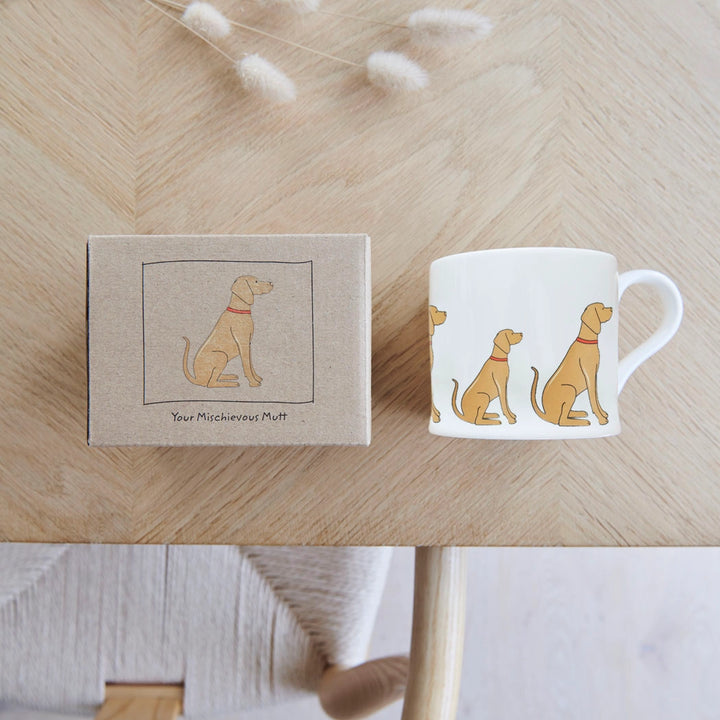 Sweet William Vizsla dog mug featuring a detailed illustration of a Vizsla breed, perfect for dog lovers and pet enthusiasts.