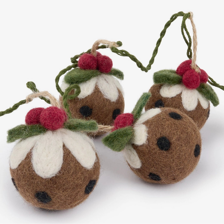 Christmas Puddings Garland