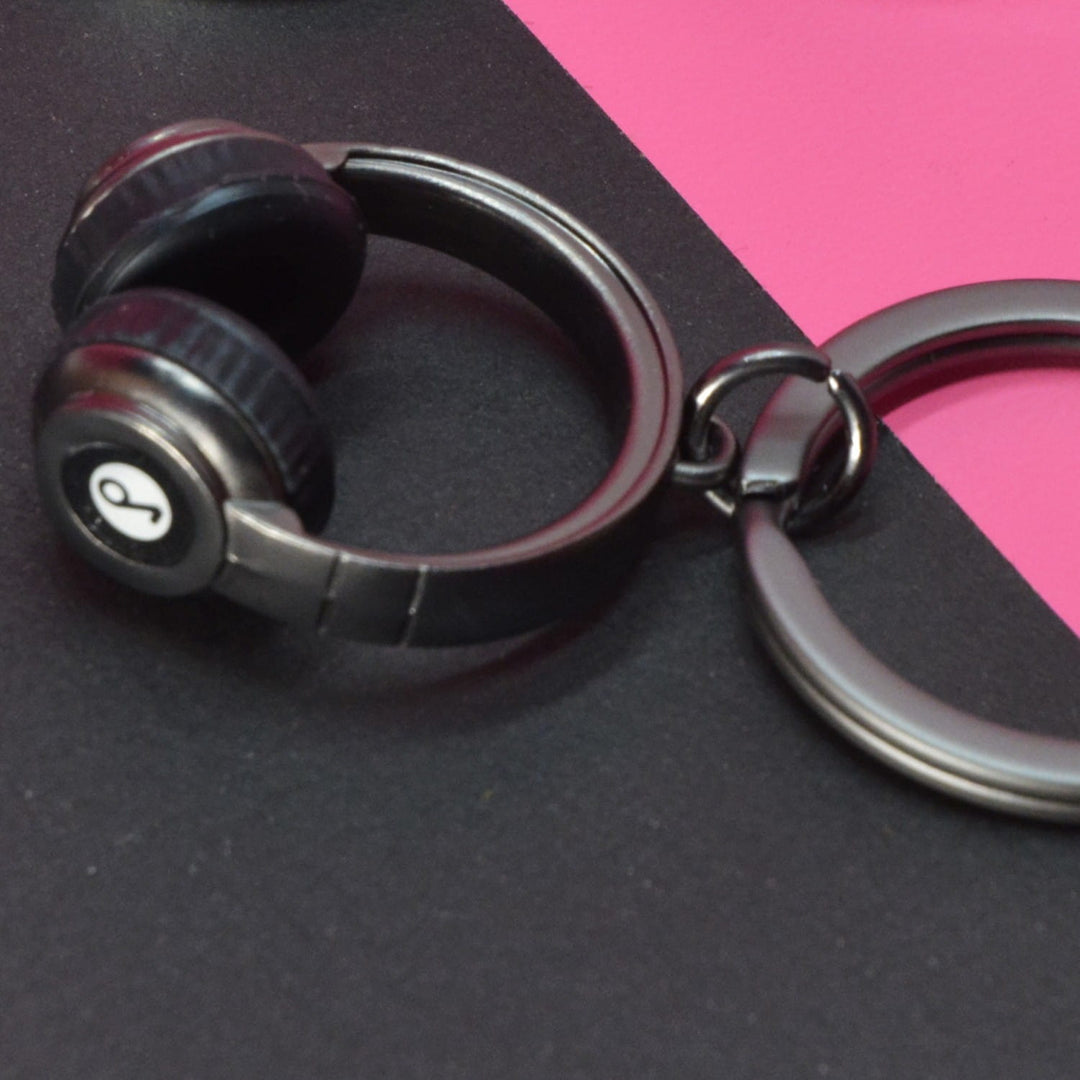 Black Headphones Keyring