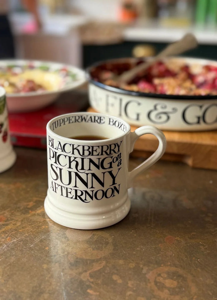 Emma Bridgewater Black Toast Blackberry 1/2 Pint Mug