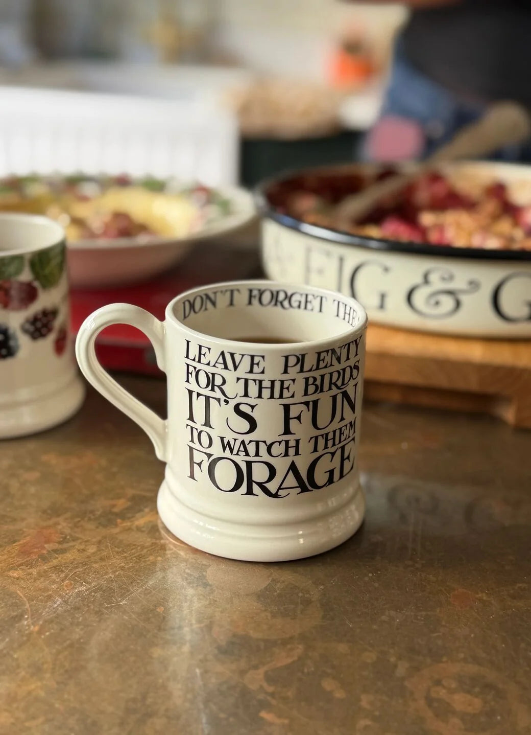 Emma Bridgewater Black Toast Blackberry 1/2 Pint Mug