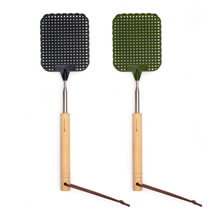 Kikkerland telescopic fly swatter with adjustable handle, made of durable plastic, suitable for outdoor and indoor pest control.