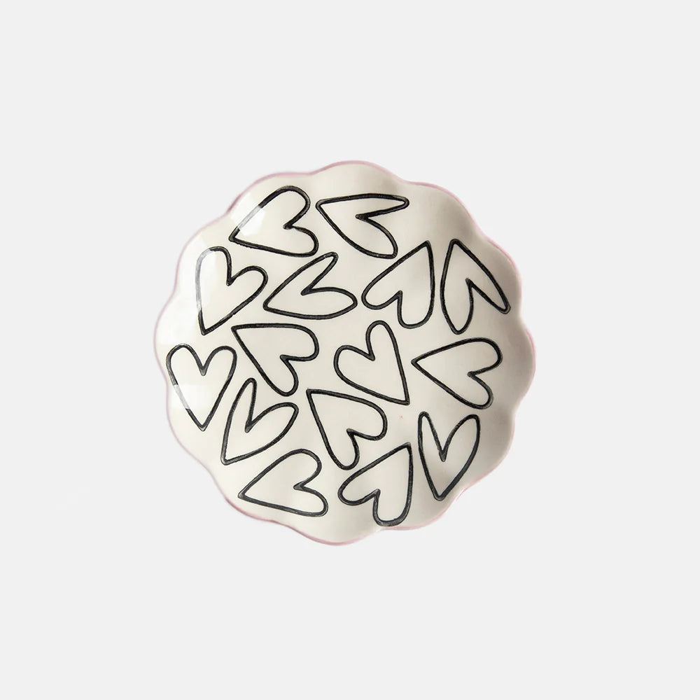 Caroline Gardner Outline Hearts scallop-shaped trinket tray with a delicate heart pattern, ideal for jewelry or small accessories.