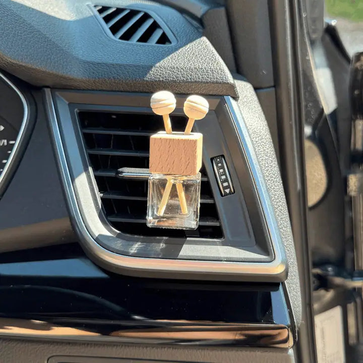 Car Diffuser - Sandalwood &amp; Amber