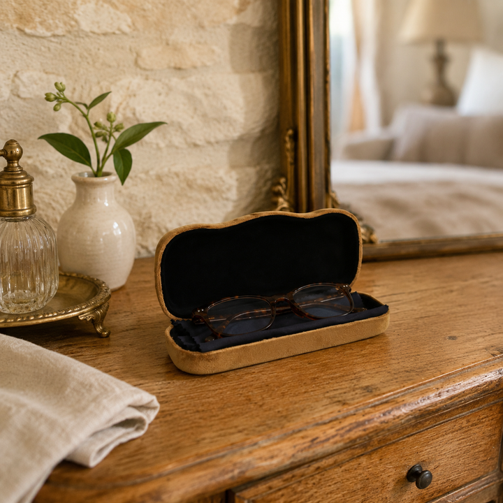 Gold Velvet Glasses Case 17cm