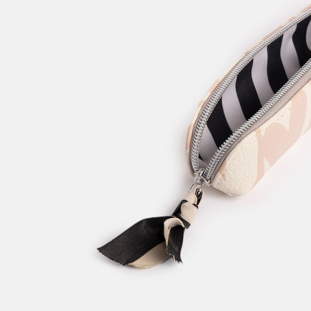 Pink checkered Caroline Gardner hearts pencil case with zipper closure, featuring a charming heart pattern for stationery storage.