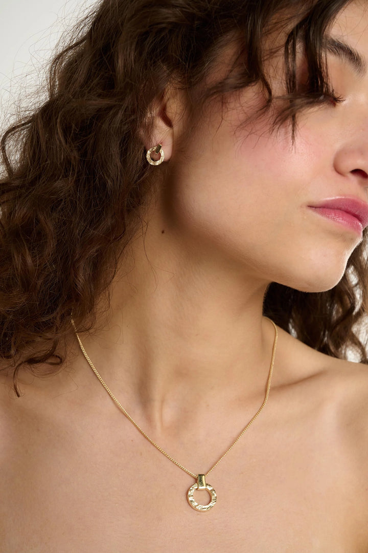 Palm Gold Textured Open Disc Pendant Necklace