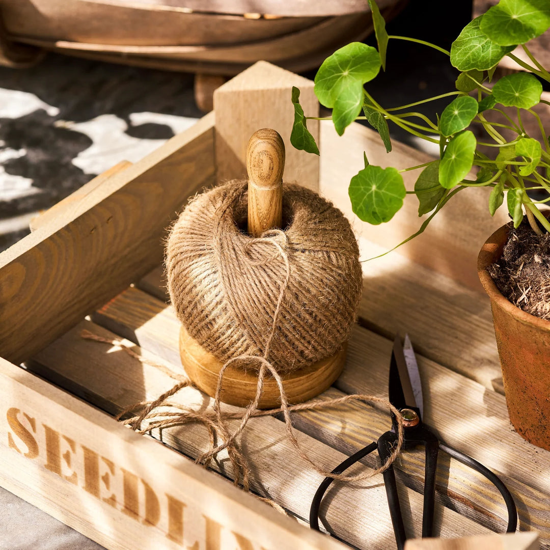 Classic String &amp; String Holder Set