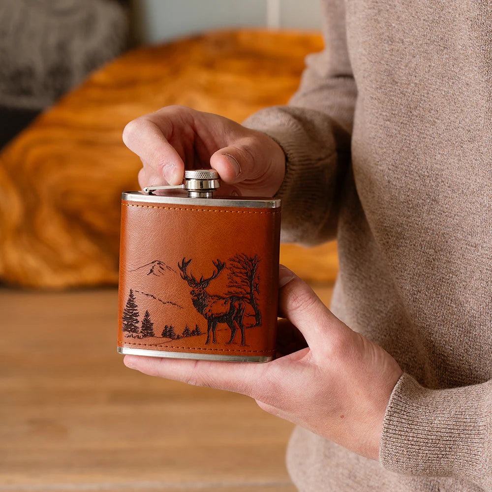 Selbrae House Leather Hip Flask - Scenic Stag