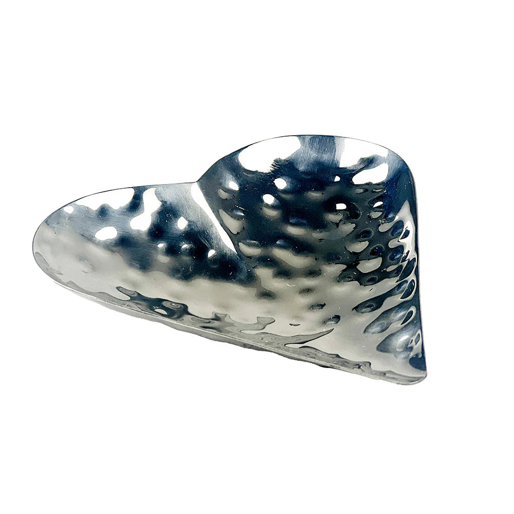 Selbrae House heart-shaped trinket dish with intricate design, ideal for jewelry or small keepsakes, by Cornucopia Home and Gift.