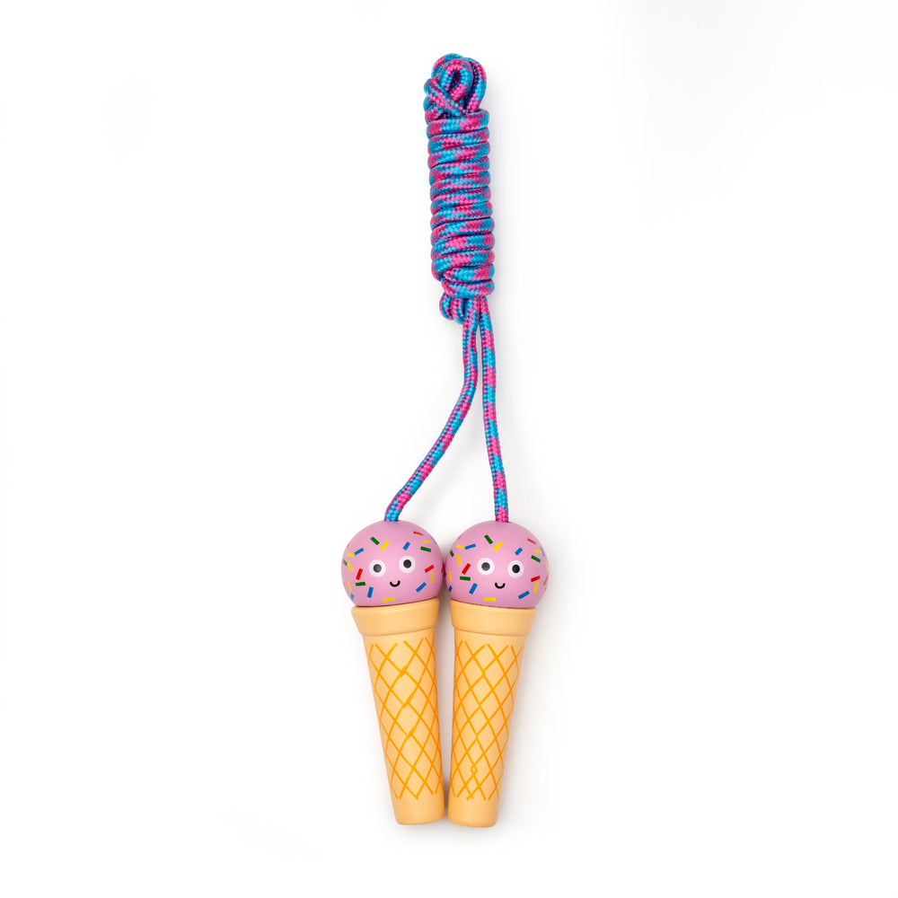Kikkerland skipping rope with colorful ice cream design for kids, perfect for active play and outdoor fun.