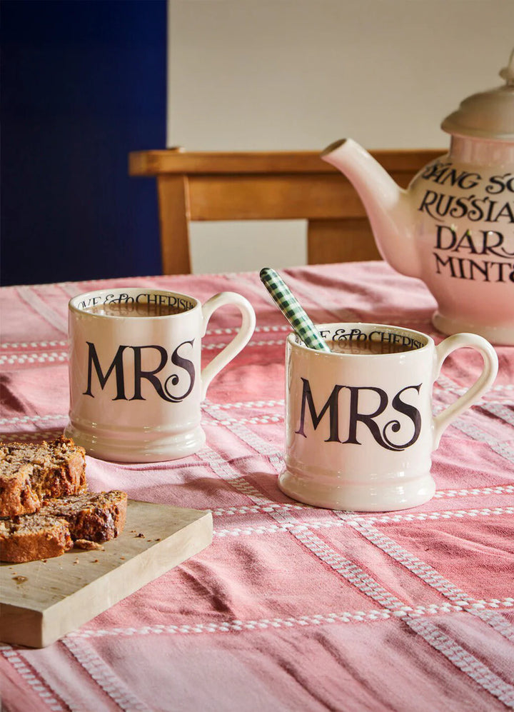 Black Toast Mrs &amp; Mrs 1/2 Pint Mugs (set of 2)