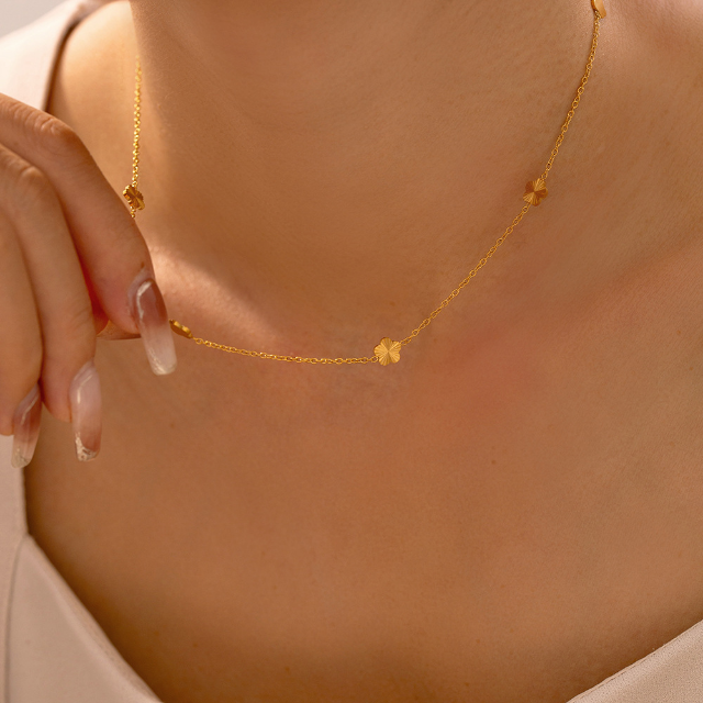 Gold Five Flower Necklace