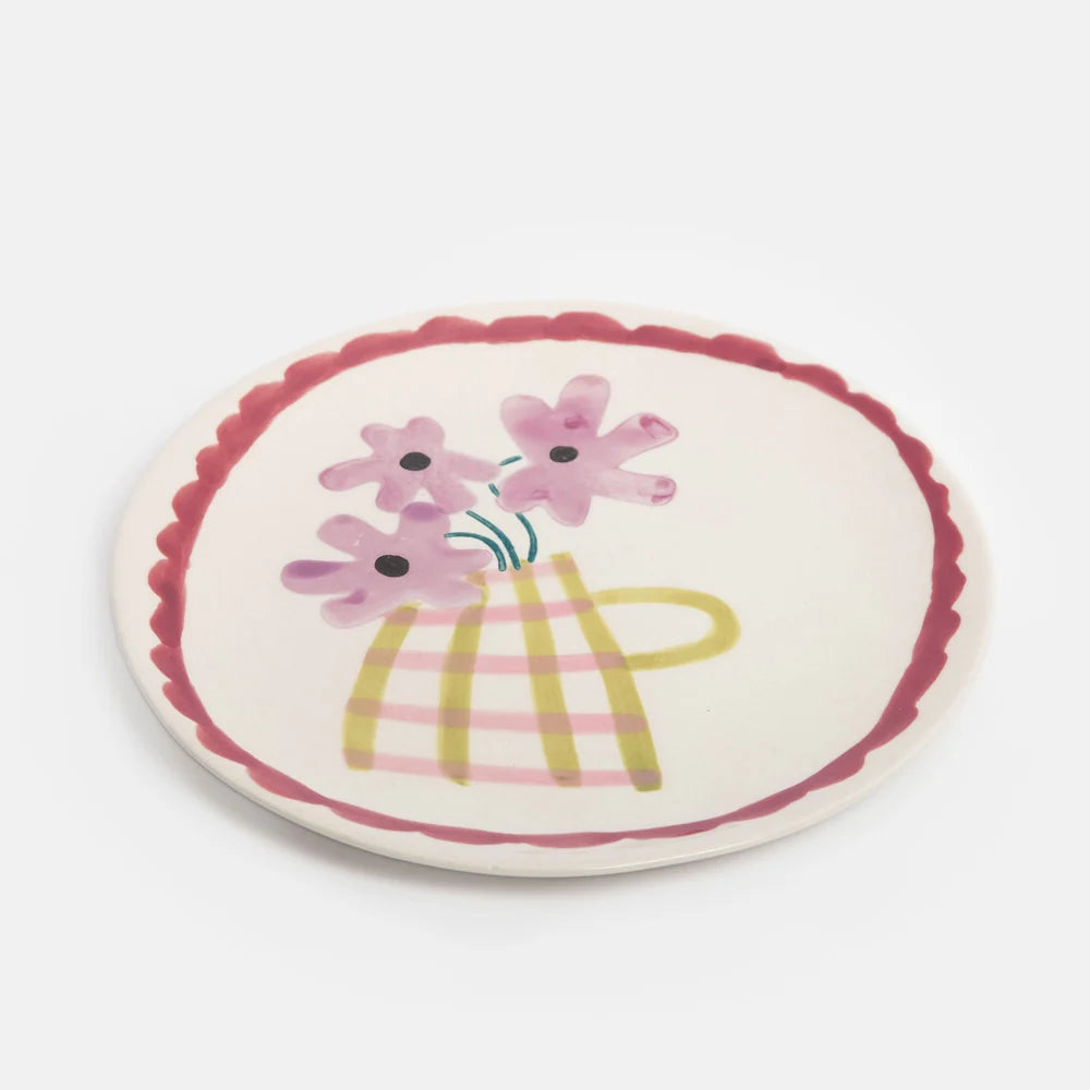 Flowers in Vase with Scallop Border