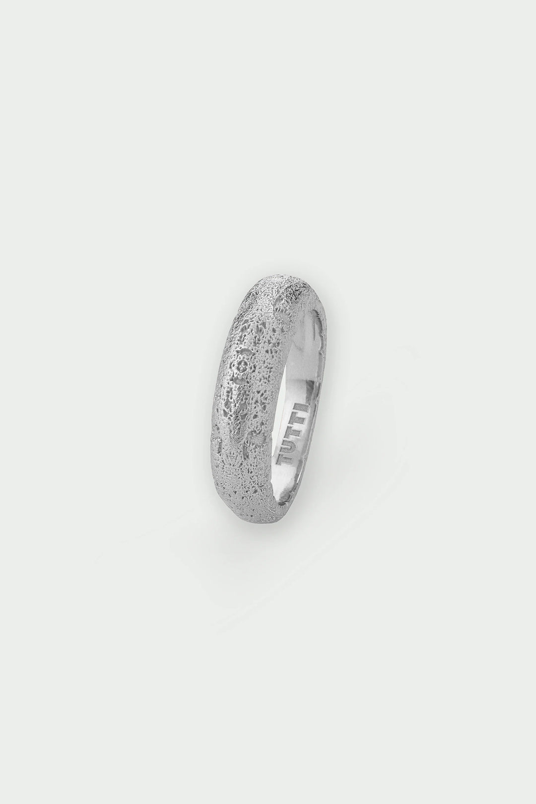 Medium Tutti &amp; Co Journey Ring with textured surface, crafted by Cornucopia Home and Gift, showcasing the unique design.