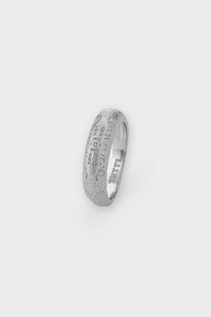 Medium Tutti &amp; Co Journey Ring with textured surface, crafted by Cornucopia Home and Gift, showcasing the unique design.