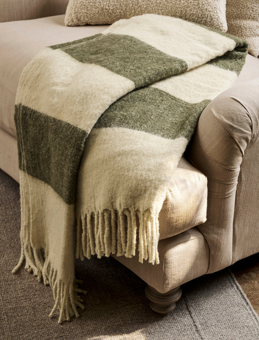 Leigh Throw Wide Stripe - Wool, Moss