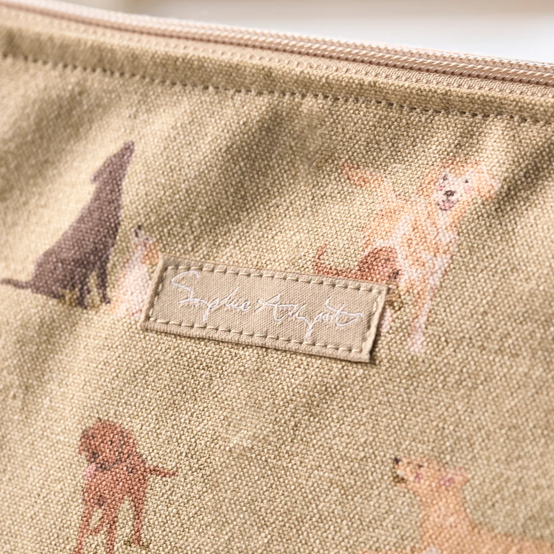Labradors &amp; Retrievers Wash Bag