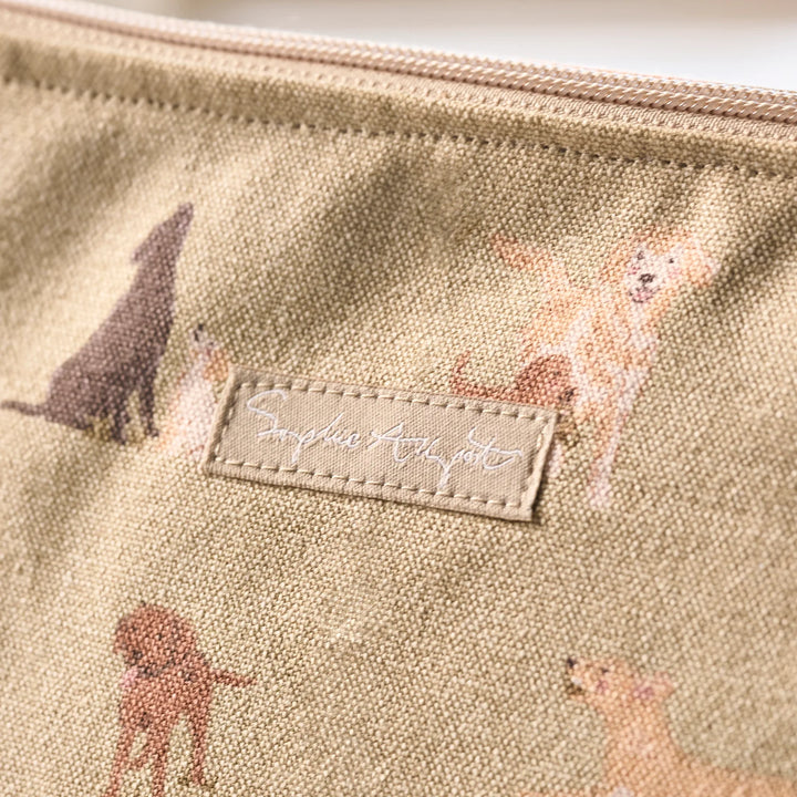 Labradors &amp; Retrievers Wash Bag