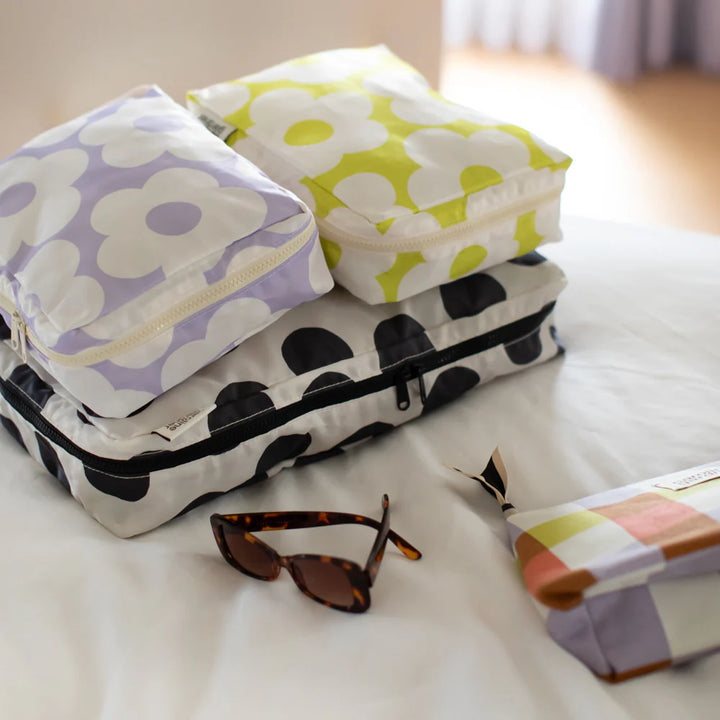 Caroline Gardner Mono Spot/Flowers set of 3 Packing Cubes