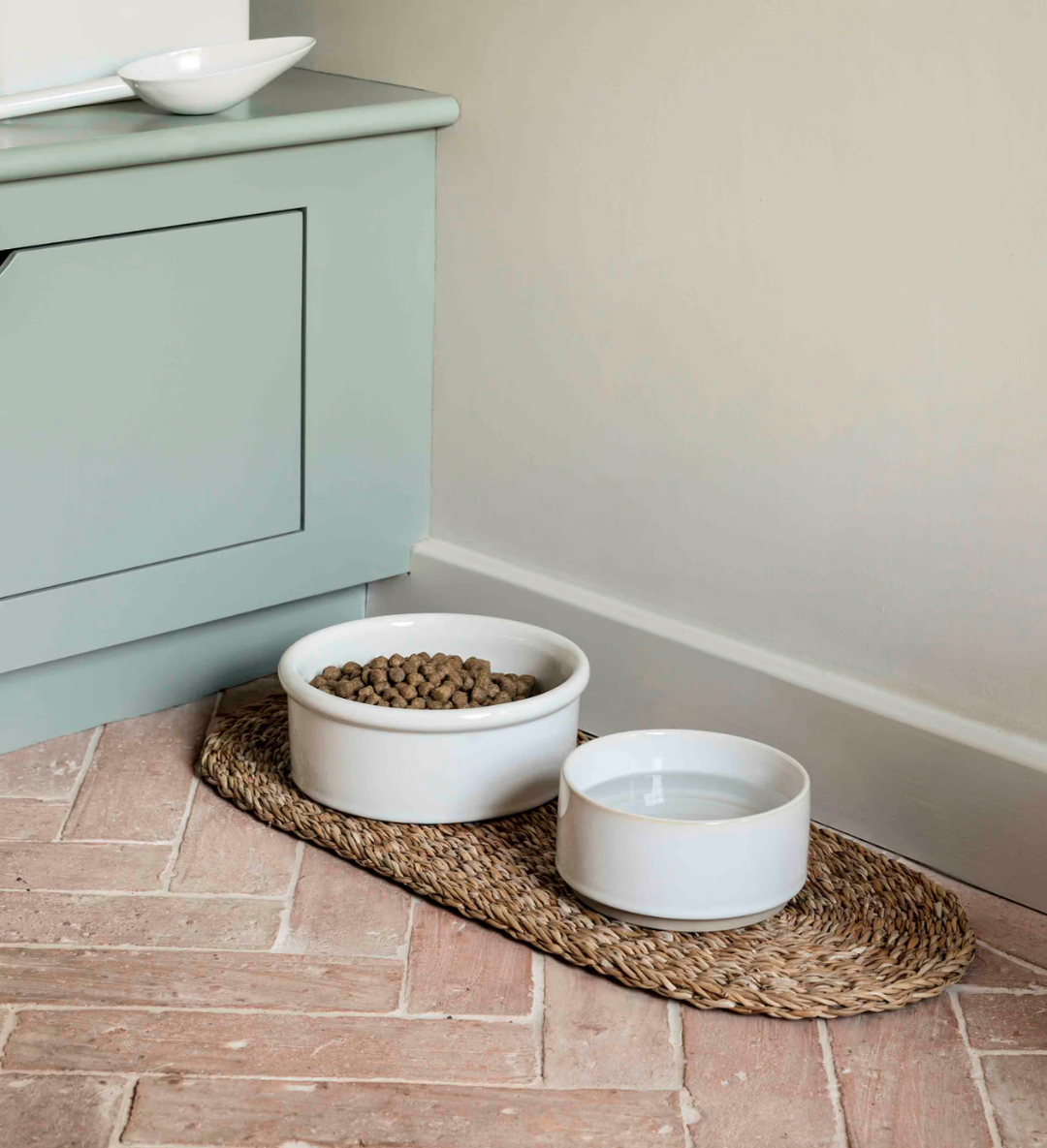 White Toppesfield Pet Bowl by Garden Trading, designed for pets, with a clean ceramic finish and simple, elegant style.