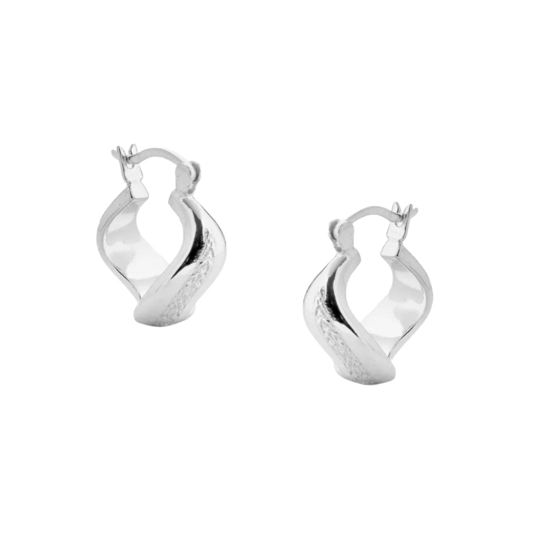 Silver shadow earrings by Tutti & Co featuring a sleek, modern design with a polished finish for everyday wear.