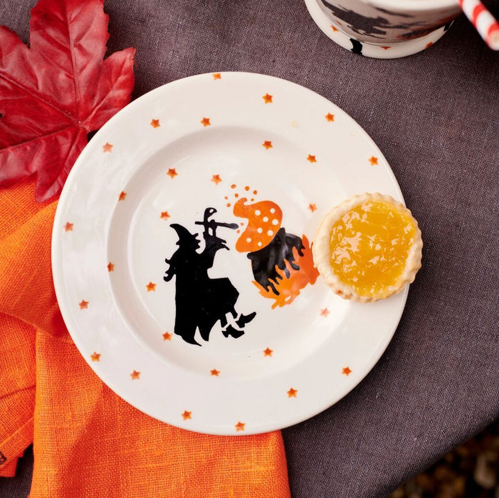 Emma Bridgewater Wise Witches 6½-inch side plate with witch and moon design, featuring colorful, whimsical artwork.