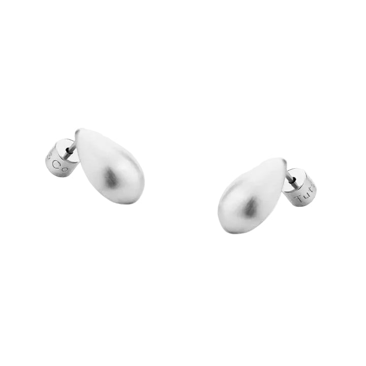 Silver teardrop earrings by Tutti &amp; Co featuring sleek, elegant design, perfect for accessories and jewelry fashion.