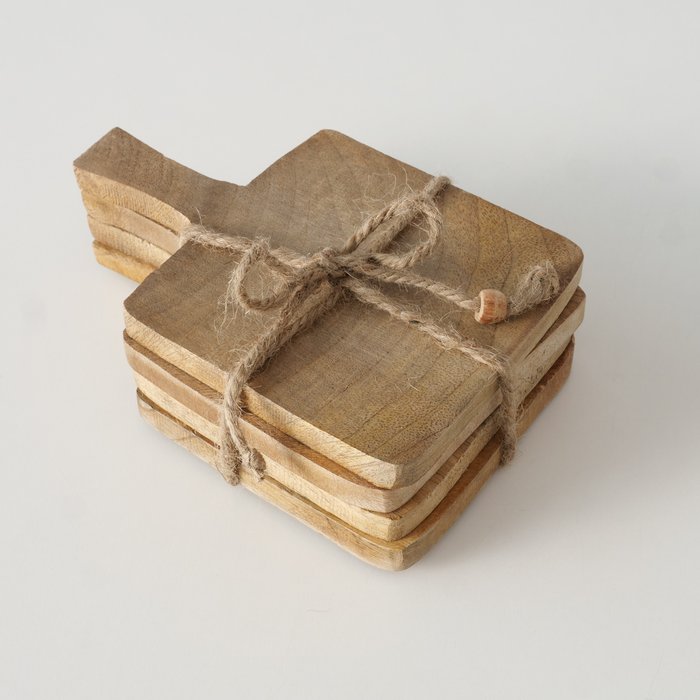 Handmade Mango Wood Chopping Board with Handle - 15 x 10 cm
