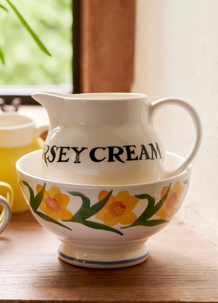Emma Bridgewater Flowers Windblown Daffodils French Bowl