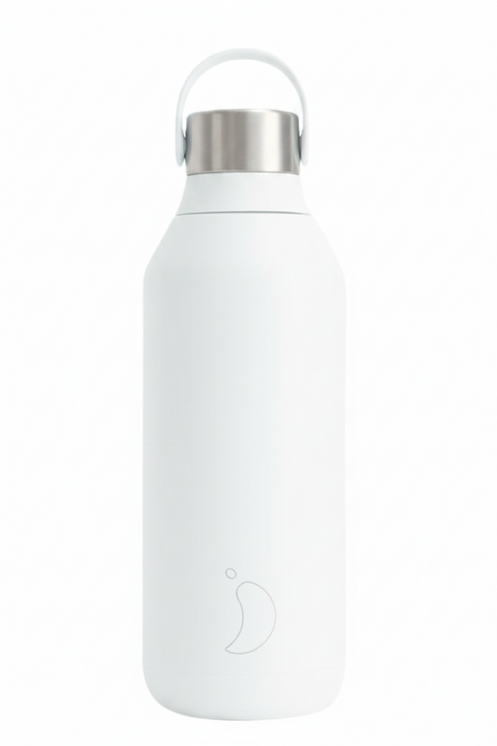 Chillys Series 2 Arctic White Water Bottle with sleek design and secure lid, perfect for staying hydrated on the go.