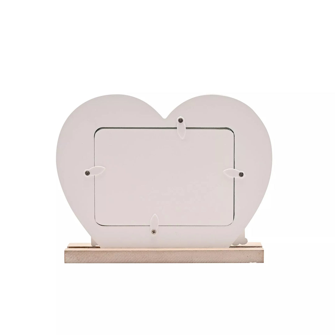Widdop &amp; Co Petit Cheri Animals Heart Photo Frame, 6x4 inches, featuring a charming animal design for family photos.