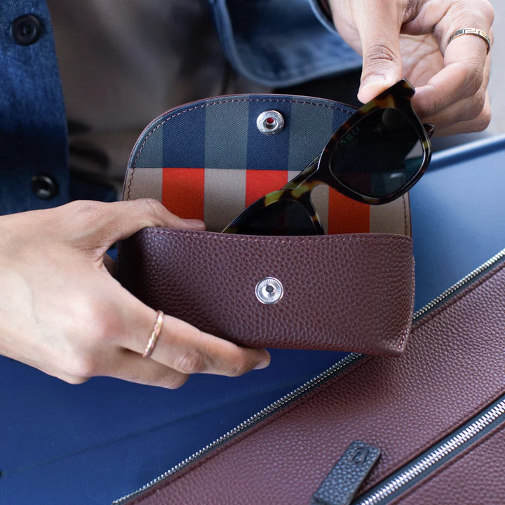 Flap Glasses Case - Wine