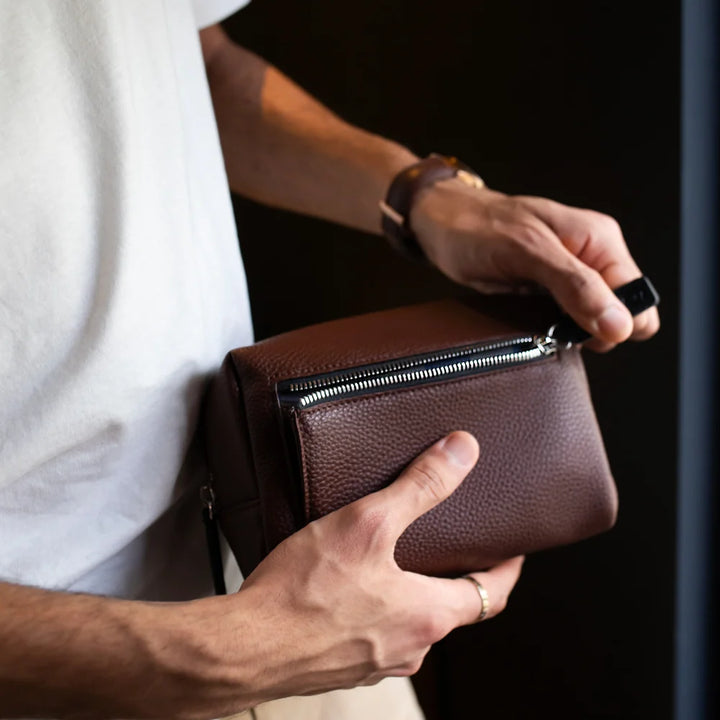Slim Grooming Bag - Wine