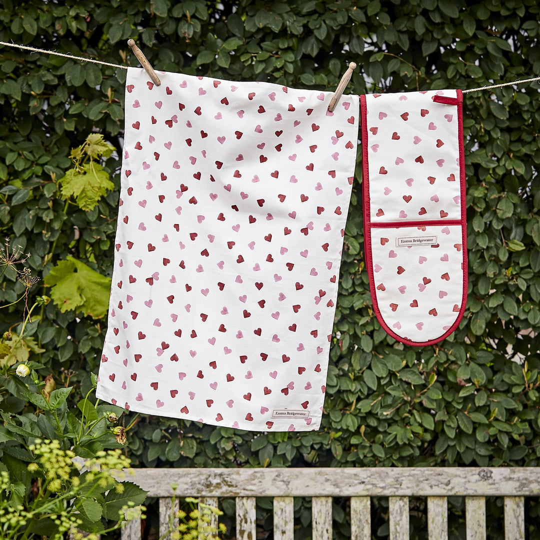 Emma Bridgewater Pink Hearts Double Oven Glove and Tea Towel