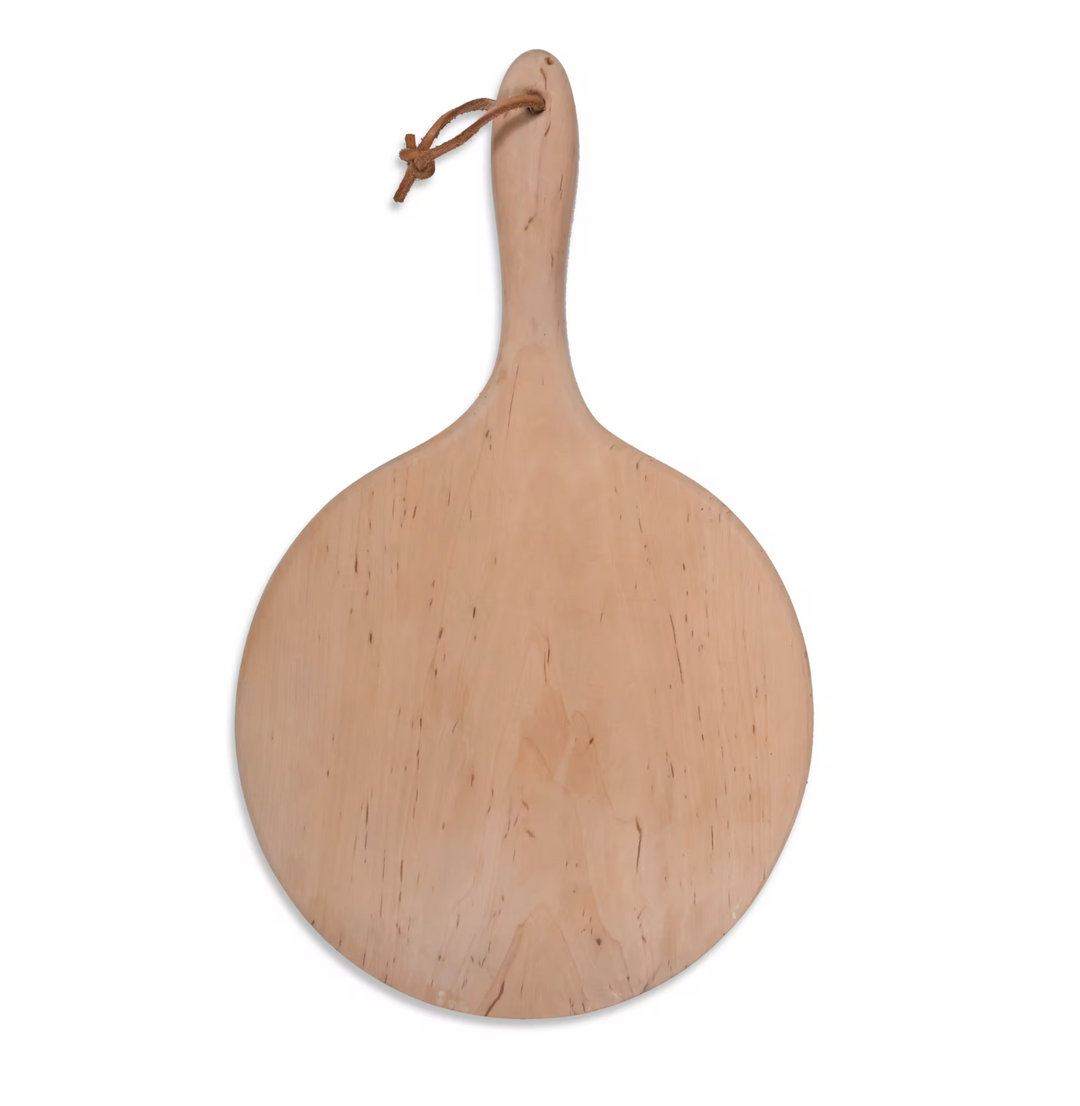 Wooden pizza paddle made of alder wood by Garden Trading, perfect for serving or baking pizzas.